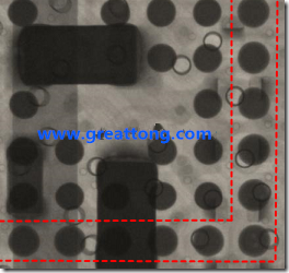 BGA錫球尺寸小于0.4mm，采用降低BGA內圍襲球的錫膏量所得到X-Ray，稍微留意一下可以發現最外圈的錫量(圓的直徑)比其他內圍的錫球上的錫量來得多一點點。也就是外圈的黑色圓形直徑比內圈的圓形來得大一點點。